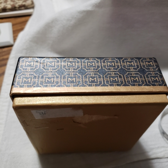 Beautiful Monet Faux Pearl Goldtone Necklace with Matching Pierced Earrings - Picture 8 of 9